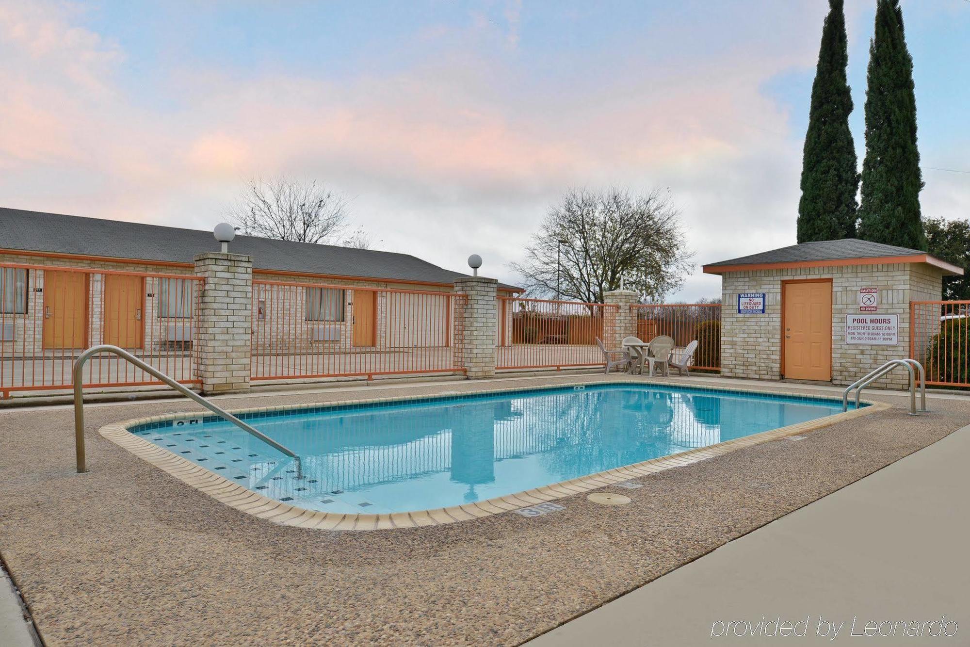 Budget Inn San Antonio Downtown I-10 East 外观 照片