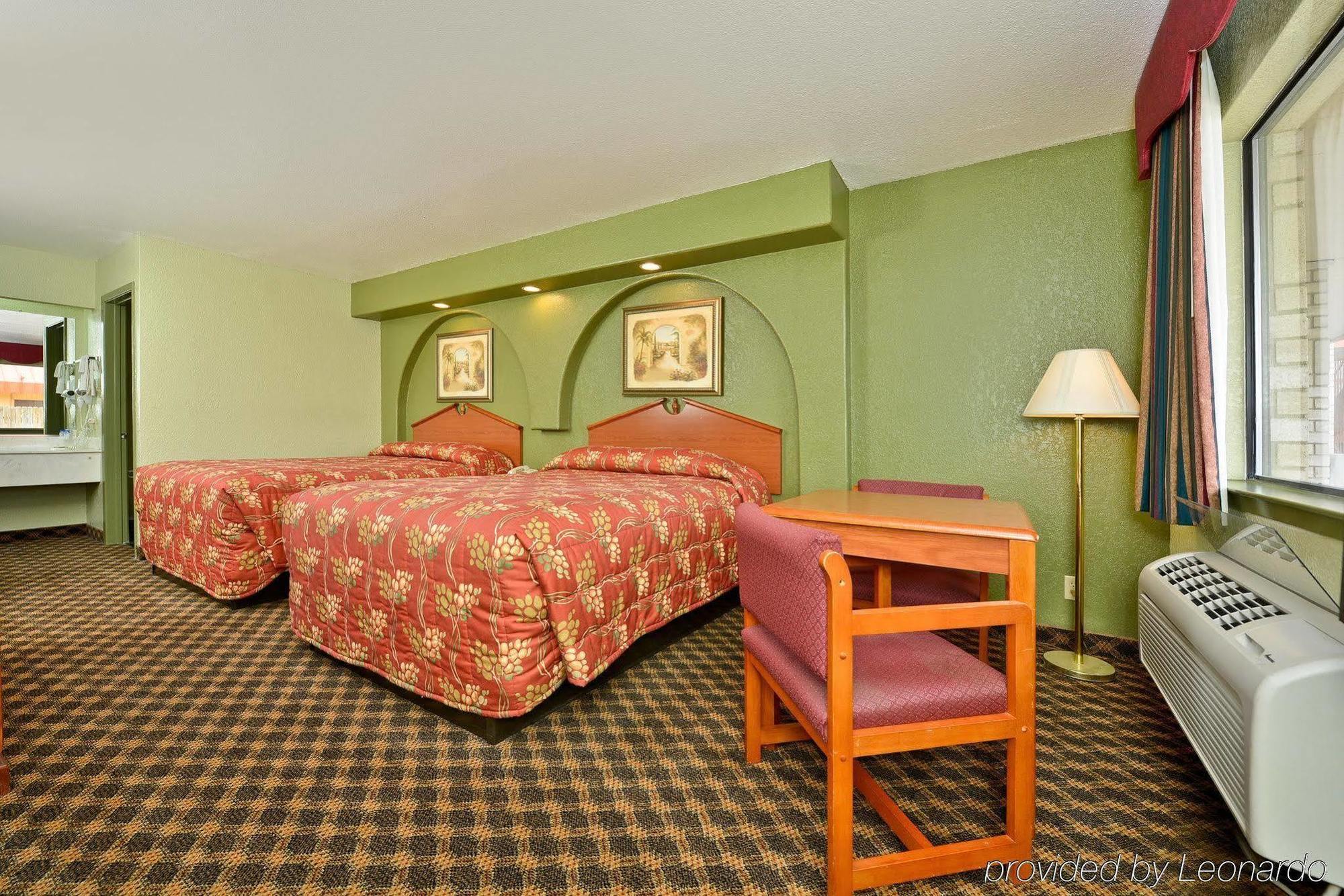 Budget Inn San Antonio Downtown I-10 East 外观 照片